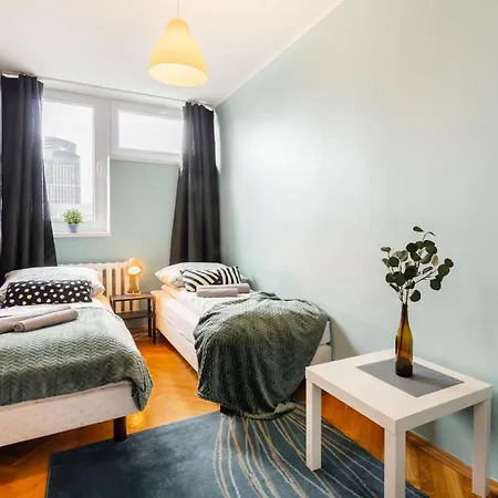 Pineapple City Center Apartment *